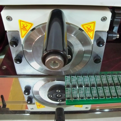 طراحی کاربر پسند برای کار و نگهداری آسان دستگاه جدا کننده PCB