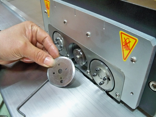 ISO9001 حرفه ای اتوماتیک سرب برش PCB برش طول 1000 میلی متر