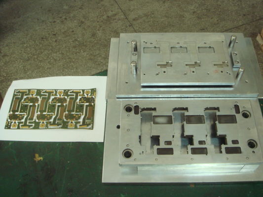QC-10 سفارشی Die Metal Machine PCB ابزار پانچ IATF16949