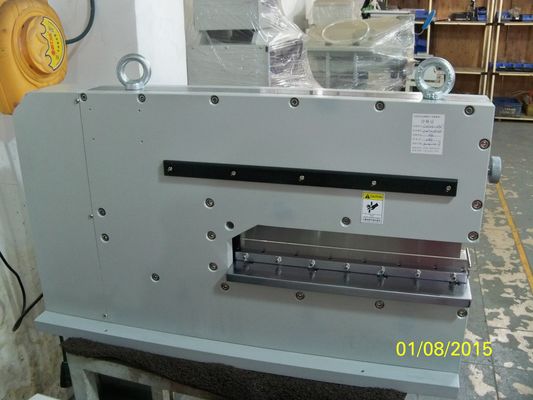دستگاه برش 10W L450mm Max Shearing PCB V برای تخته آلوم ال ای دی، گیوتین PCB