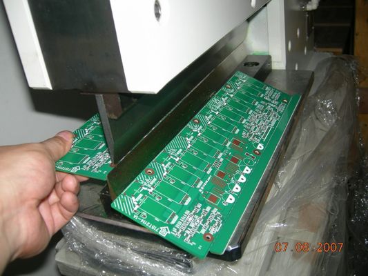 دستگاه برش PCB گیوتین برش برای تخته فلزی با تیغه های خطی